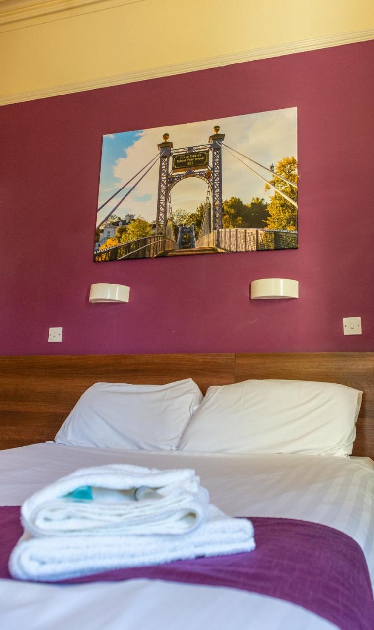 Dene Hotel 2*